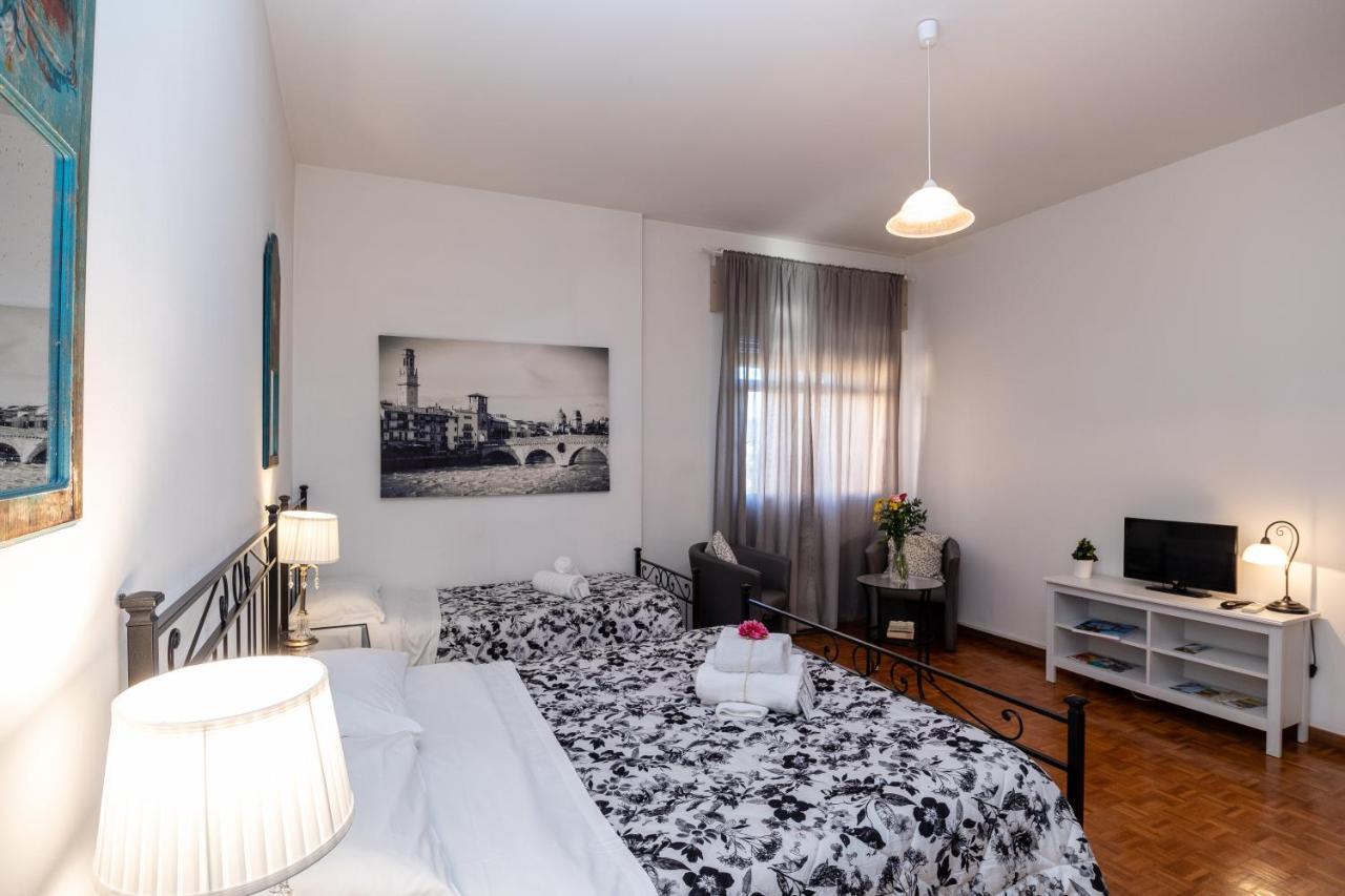 Attico Quarto Di Luna Verona Luaran gambar