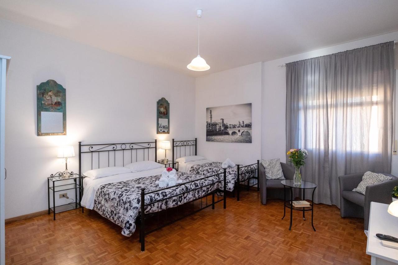 Attico Quarto Di Luna Verona Luaran gambar