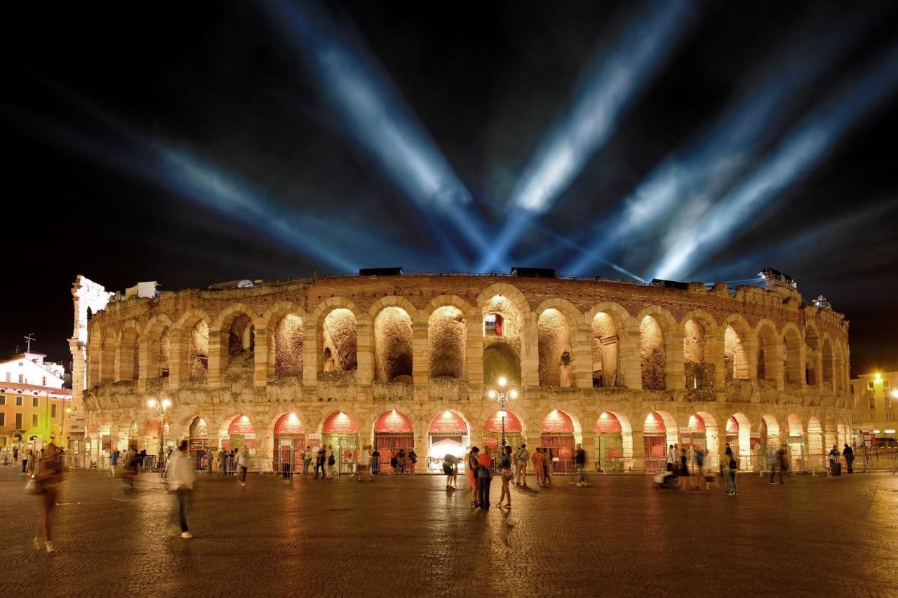 Attico Quarto Di Luna Verona Luaran gambar