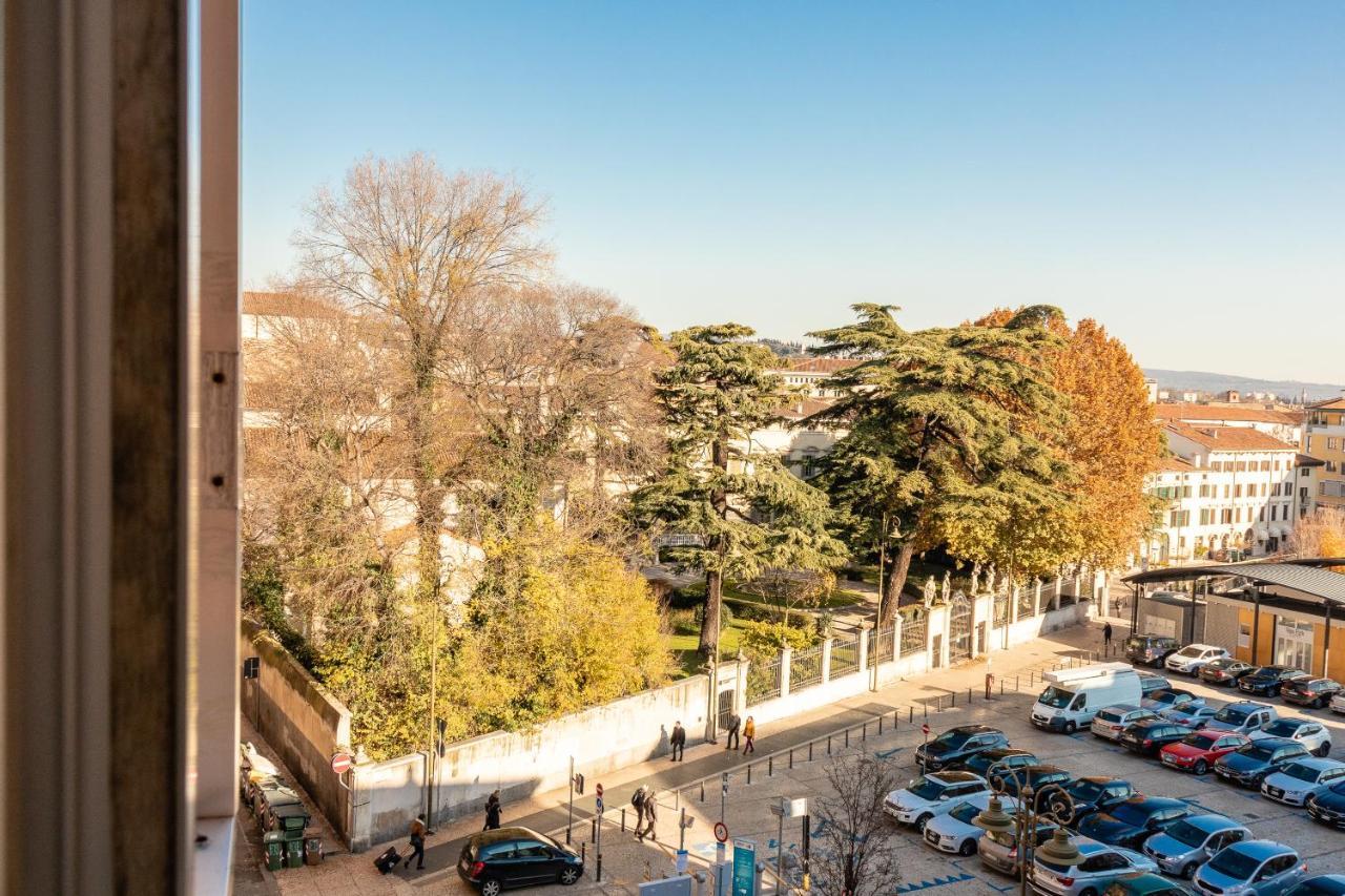 Attico Quarto Di Luna Verona Luaran gambar